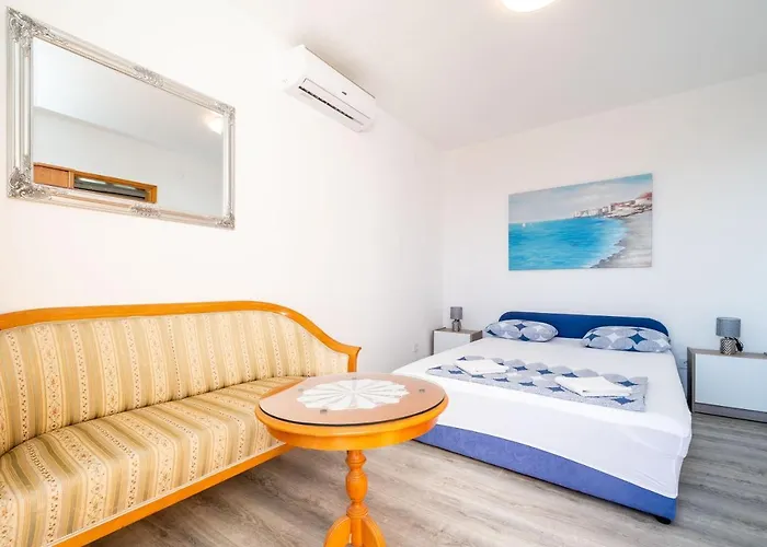 Guest house & Alan 2*