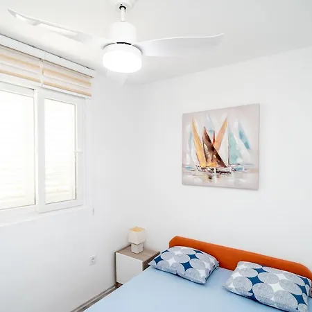 Πανσιόν & Alan 2*